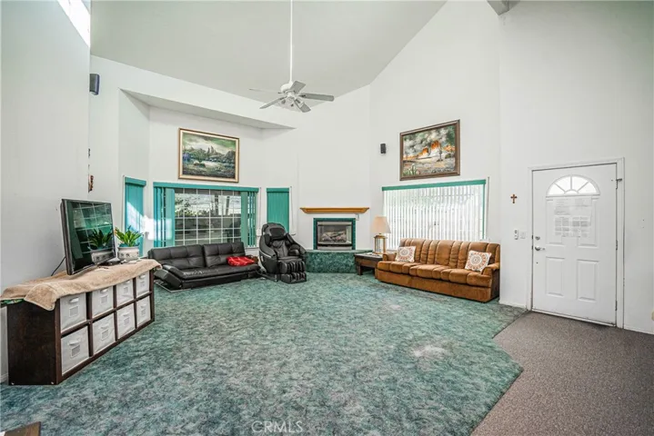 19010 National Trails, Helendale, California 92342