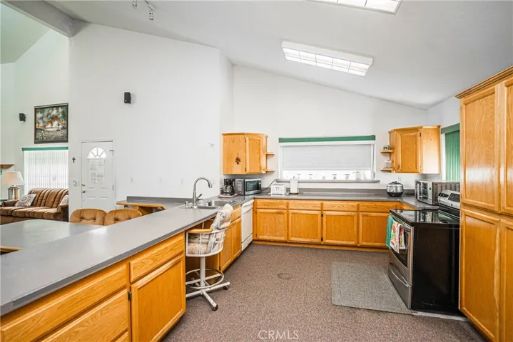 19010 National Trails, Helendale, California 92342