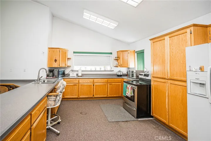 19010 National Trails, Helendale, California 92342