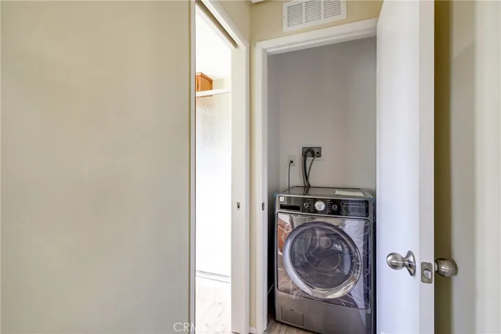 2206 A Radnor A, Long Beach, California 90815