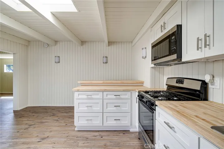 2206 A Radnor A, Long Beach, California 90815