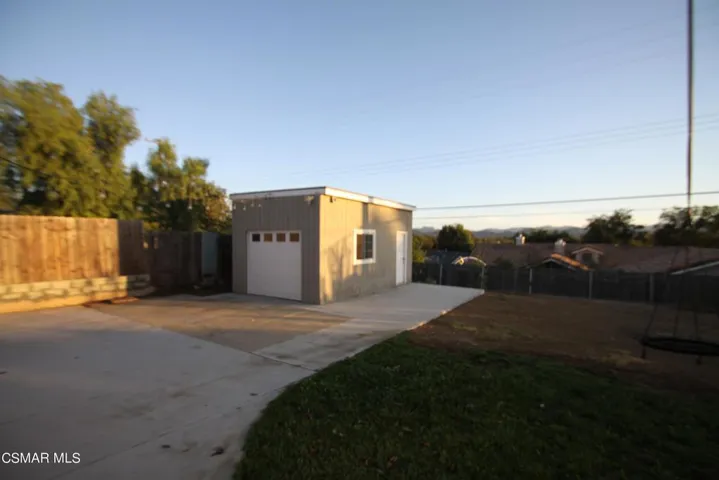 2021-10-08 18.13.33-1