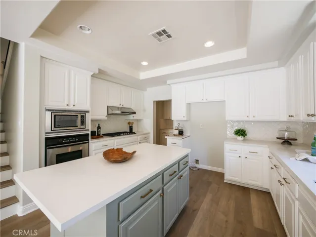 8895 Gentle Wind Drive, Corona, California 92883