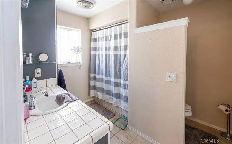 26769 Lakeview Drive, Helendale, California 92342