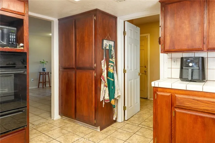 26769 Lakeview Drive, Helendale, California 92342