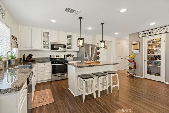16038 El Capitan Place, Victorville, California 92394