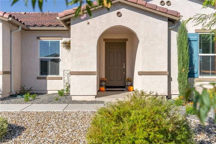 16038 El Capitan Place, Victorville, California 92394