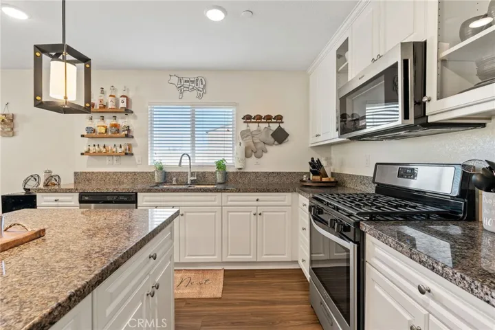 16038 El Capitan Place, Victorville, California 92394