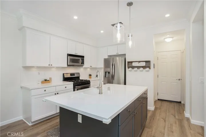67 Platinum Circle, Ladera Ranch, California 92694