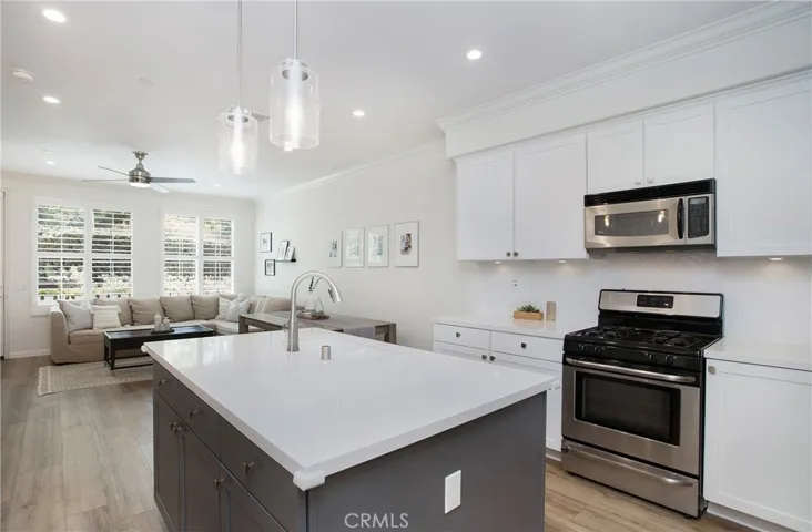 67 Platinum Circle, Ladera Ranch, California 92694