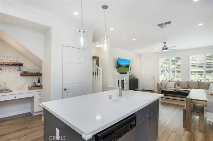 67 Platinum Circle, Ladera Ranch, California 92694
