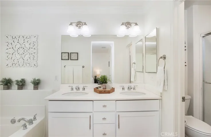 67 Platinum Circle, Ladera Ranch, California 92694