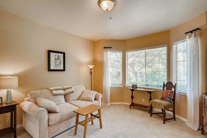 2240 1/8 Buena Creek Road, Vista, California 92084