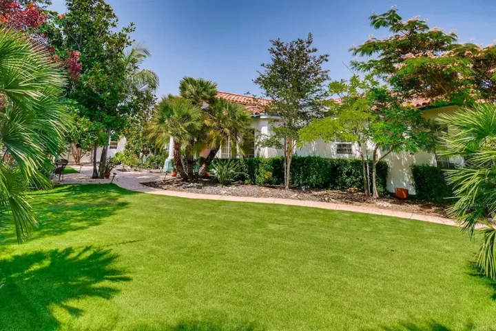 2240 1/8 Buena Creek Road, Vista, California 92084