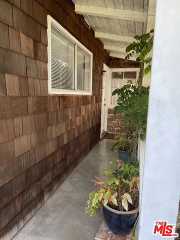 5126 W 141st Street, Hawthorne, California 90250