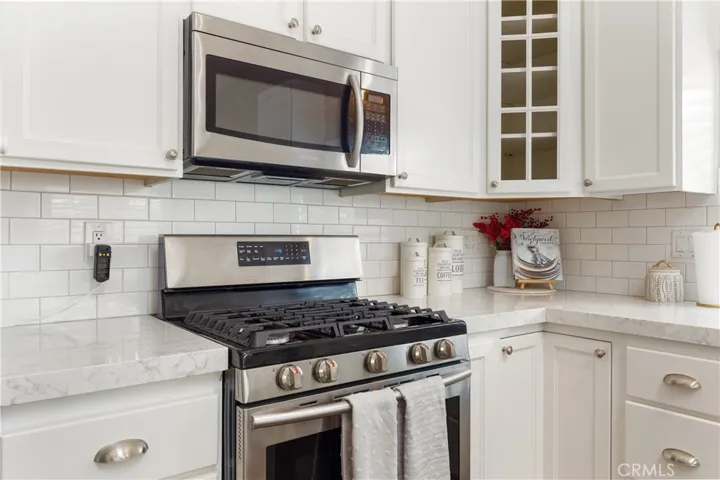 6207 Northfield Avenue E, Anaheim Hills, California 92807