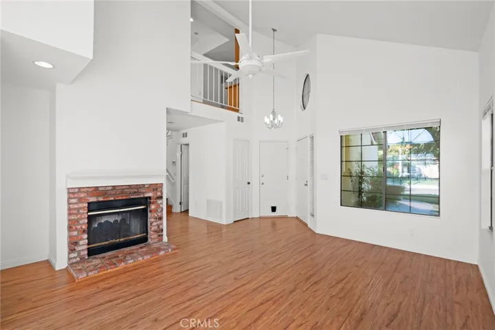 4002 Lost Springs Drive, Calabasas, California 91301