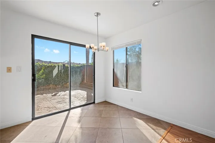 4002 Lost Springs Drive, Calabasas, California 91301