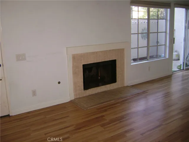 45 Oxford 12, Irvine, California 92612