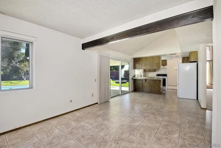 14445 Hillndale Way, Poway, California 92064