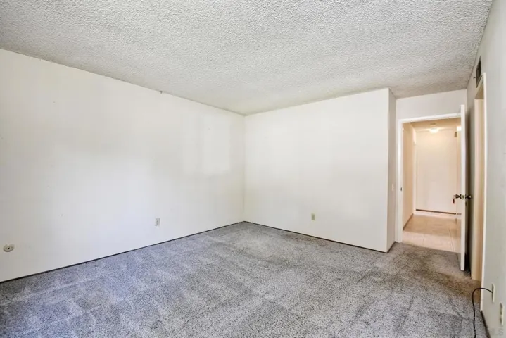 14445 Hillndale Way, Poway, California 92064