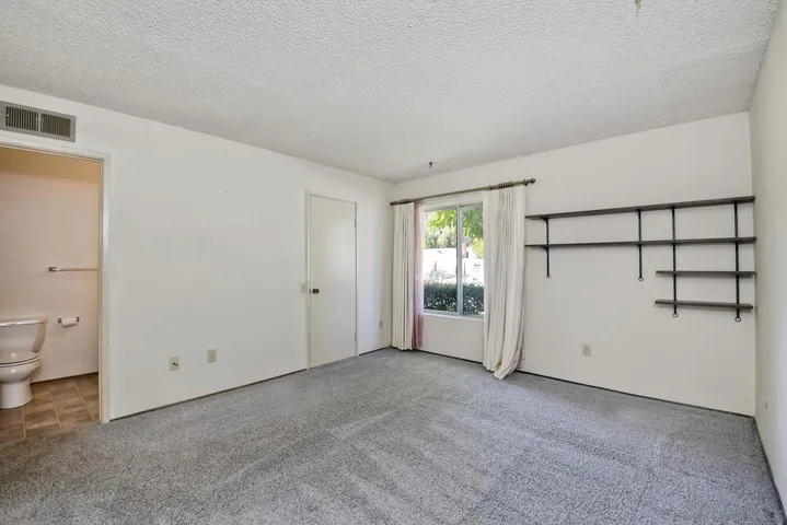 14445 Hillndale Way, Poway, California 92064