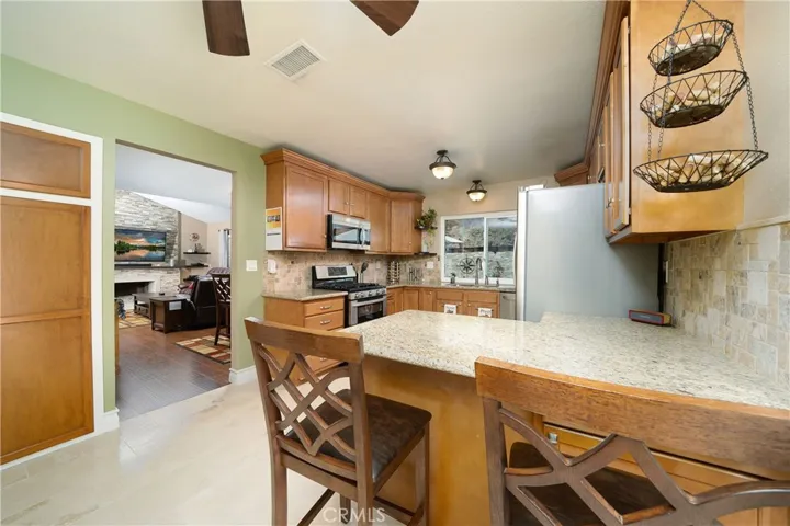 27181 Valleymont Road, Lake Forest, California 92630