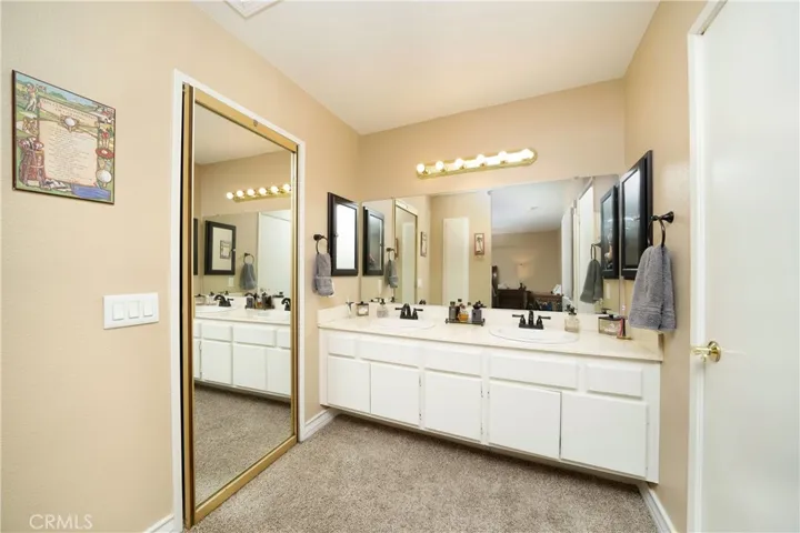 27181 Valleymont Road, Lake Forest, California 92630