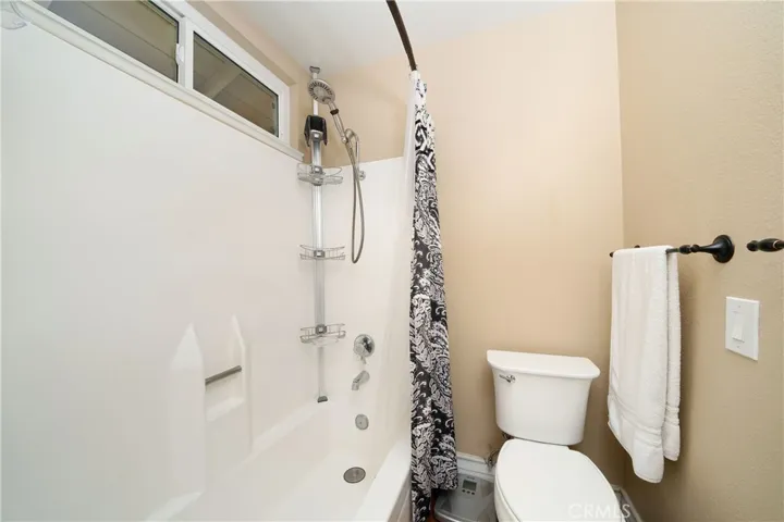 27181 Valleymont Road, Lake Forest, California 92630