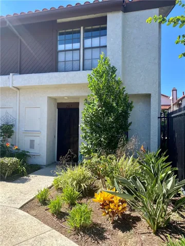 207 Lanai Lane, Placentia, California 92870