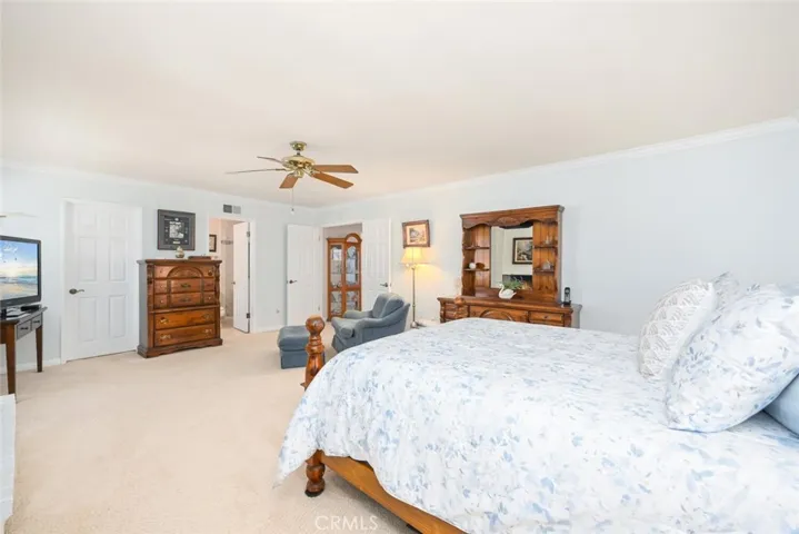 6801 Seabrook Way, Cypress, California 90630