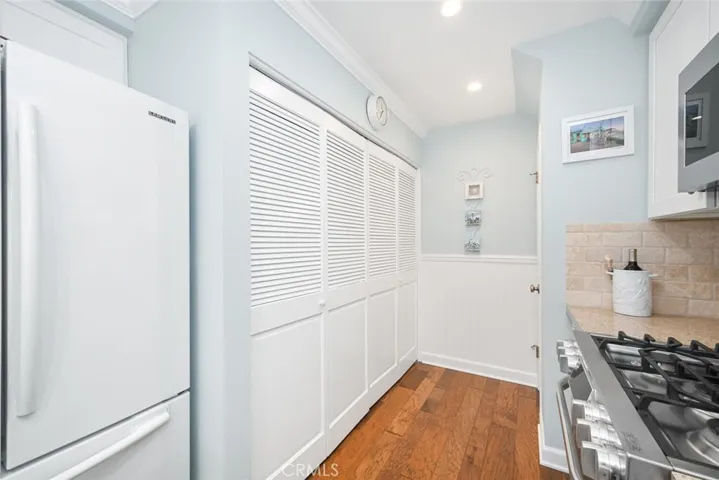 6801 Seabrook Way, Cypress, California 90630