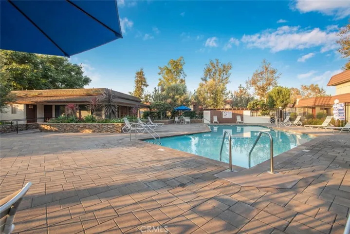 6801 Seabrook Way, Cypress, California 90630
