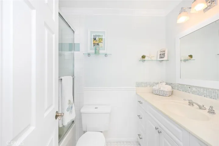 6801 Seabrook Way, Cypress, California 90630