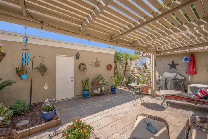 6801 Seabrook Way, Cypress, California 90630