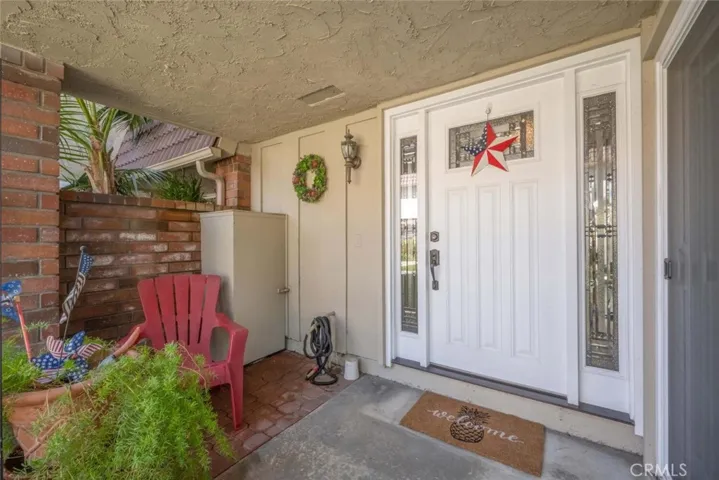 6801 Seabrook Way, Cypress, California 90630