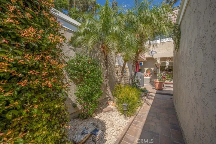 6801 Seabrook Way, Cypress, California 90630