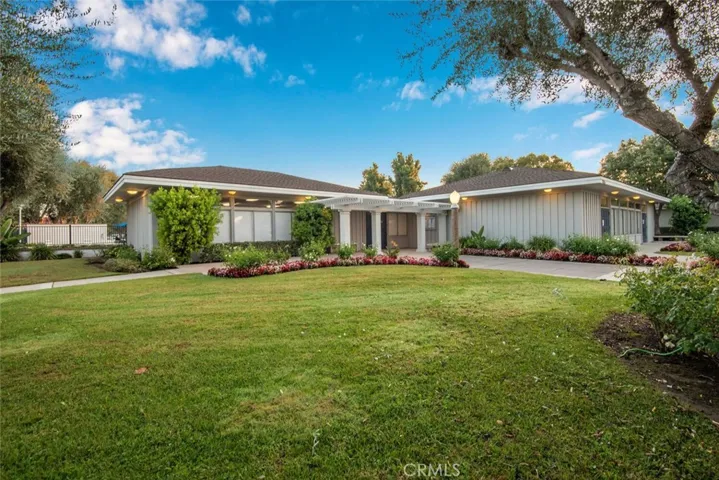 6801 Seabrook Way, Cypress, California 90630
