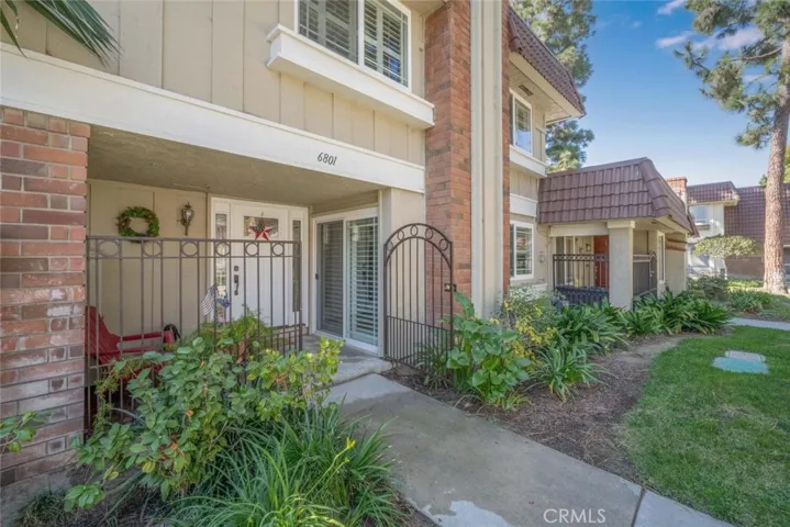 6801 Seabrook Way, Cypress, California 90630