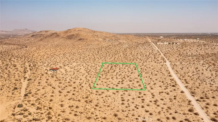 60700 La Brisa Drive, Joshua Tree, California 92252