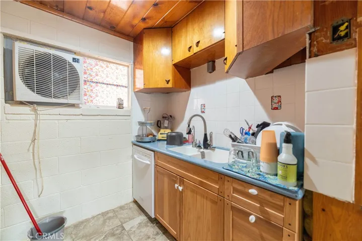 16541 Foothill Avenue, North Edwards, California 93523