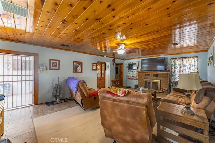 16541 Foothill Avenue, North Edwards, California 93523