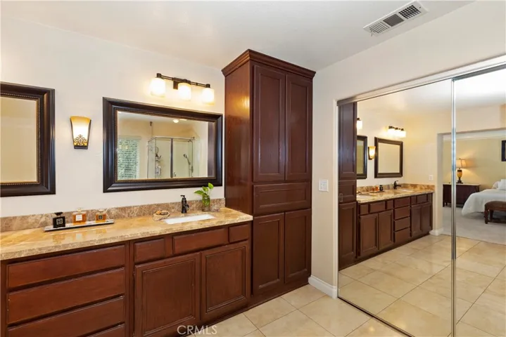 7464 Elm Grove Avenue, Eastvale, California 92880