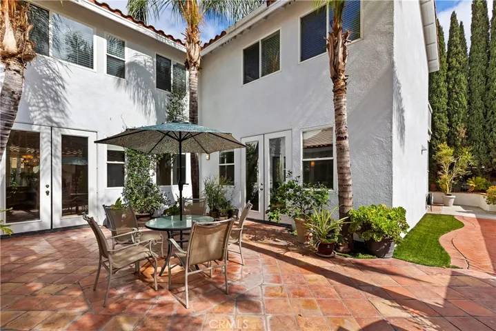 7464 Elm Grove Avenue, Eastvale, California 92880
