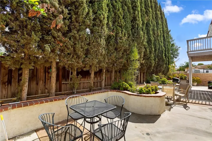 7464 Elm Grove Avenue, Eastvale, California 92880