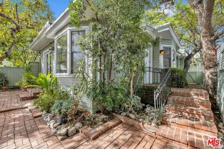 9024 Keith Avenue, West Hollywood, California 90069