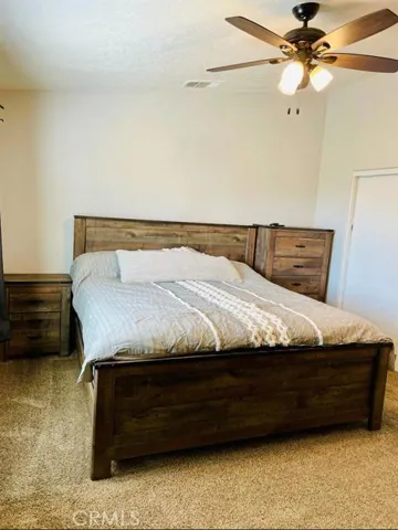 15182 Temecula Road, Apple Valley, California 92307