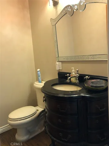 Powder room