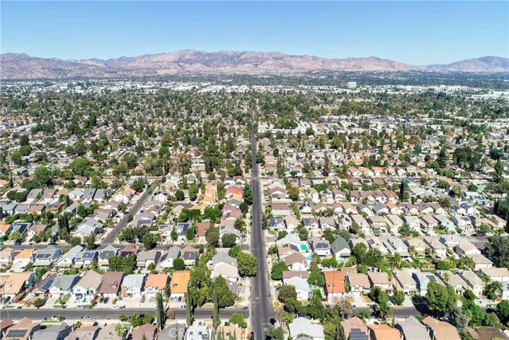 20318 Ingomar Street, Winnetka, California 91306