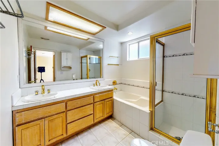 20318 Ingomar Street, Winnetka, California 91306
